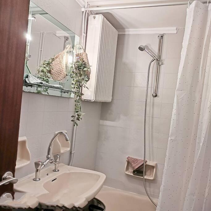 New Modern Flat Pyrgos Centre Olympia Apartment Exterior photo